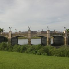 Treviso-Bay-Entry-Bridge